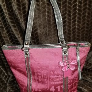 Coach Signature Poppy Tote